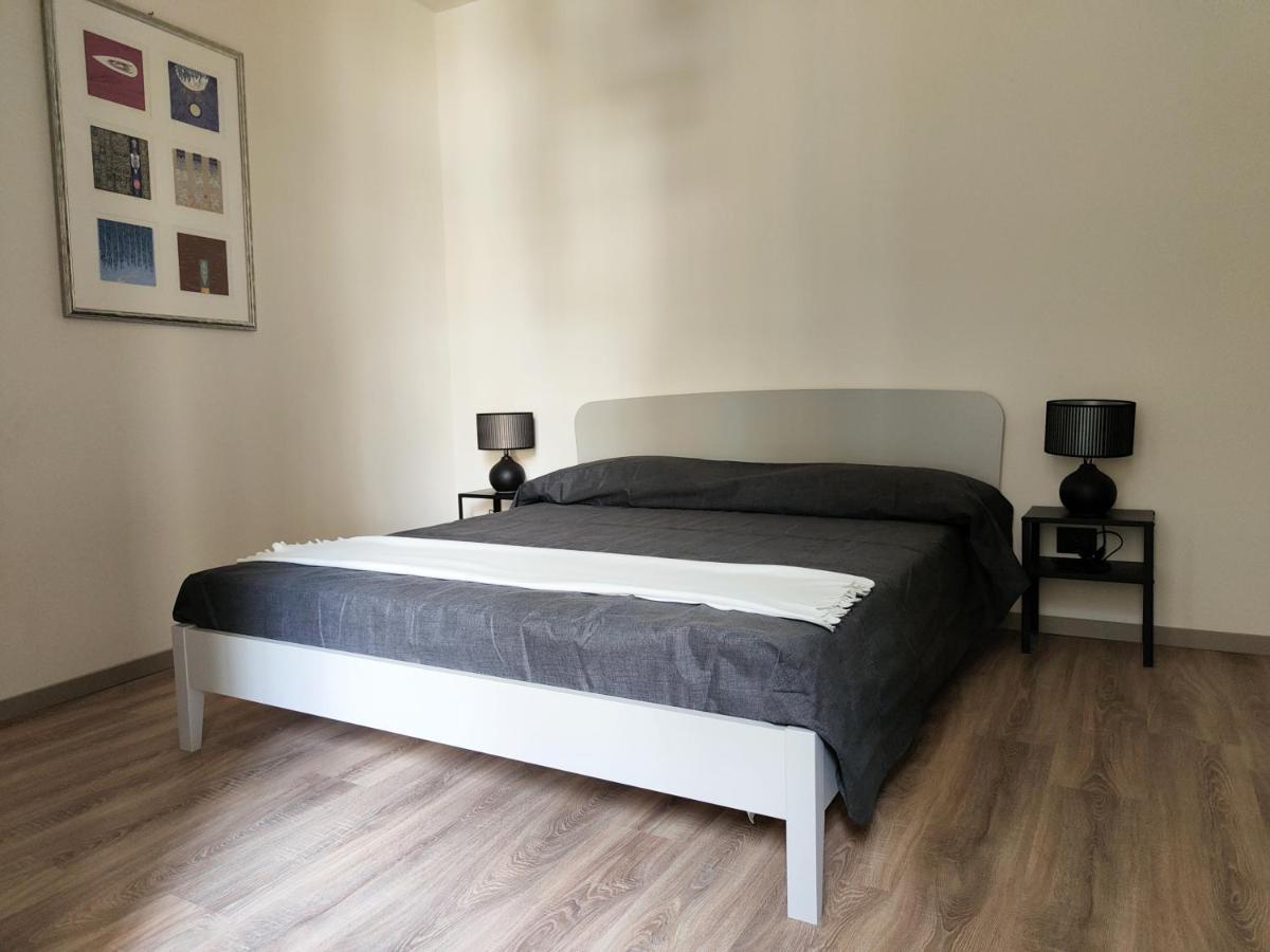 Ferienwohnung Domus Acaja Pinerolo Exterior foto