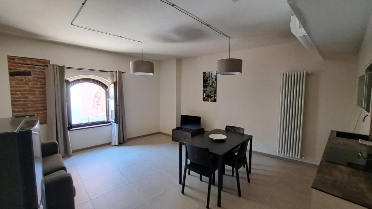 Ferienwohnung Domus Acaja Pinerolo Exterior foto